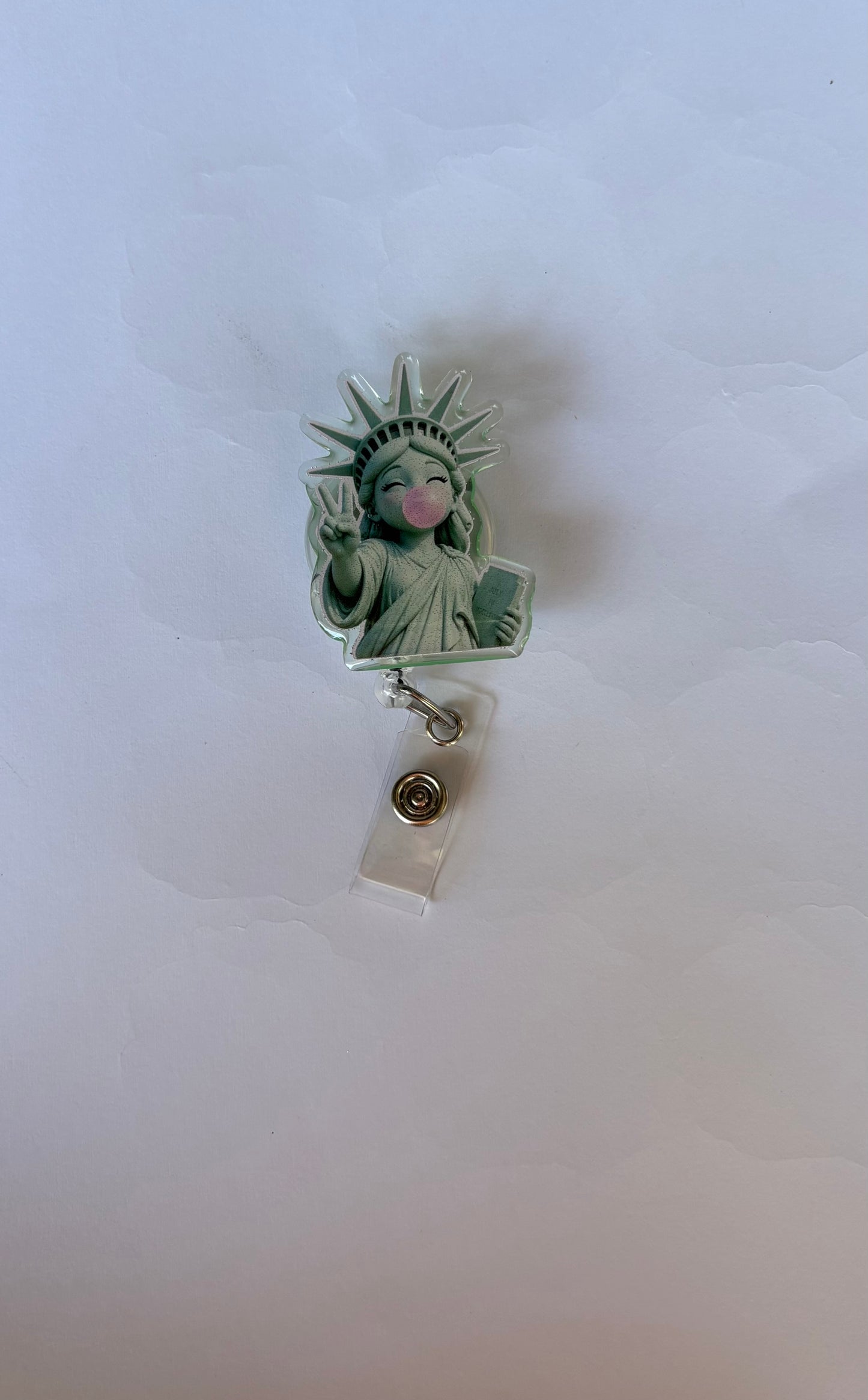 Statue of Liberty Bubble Gum Badge Reel – Cute Patriotic Badge Holder