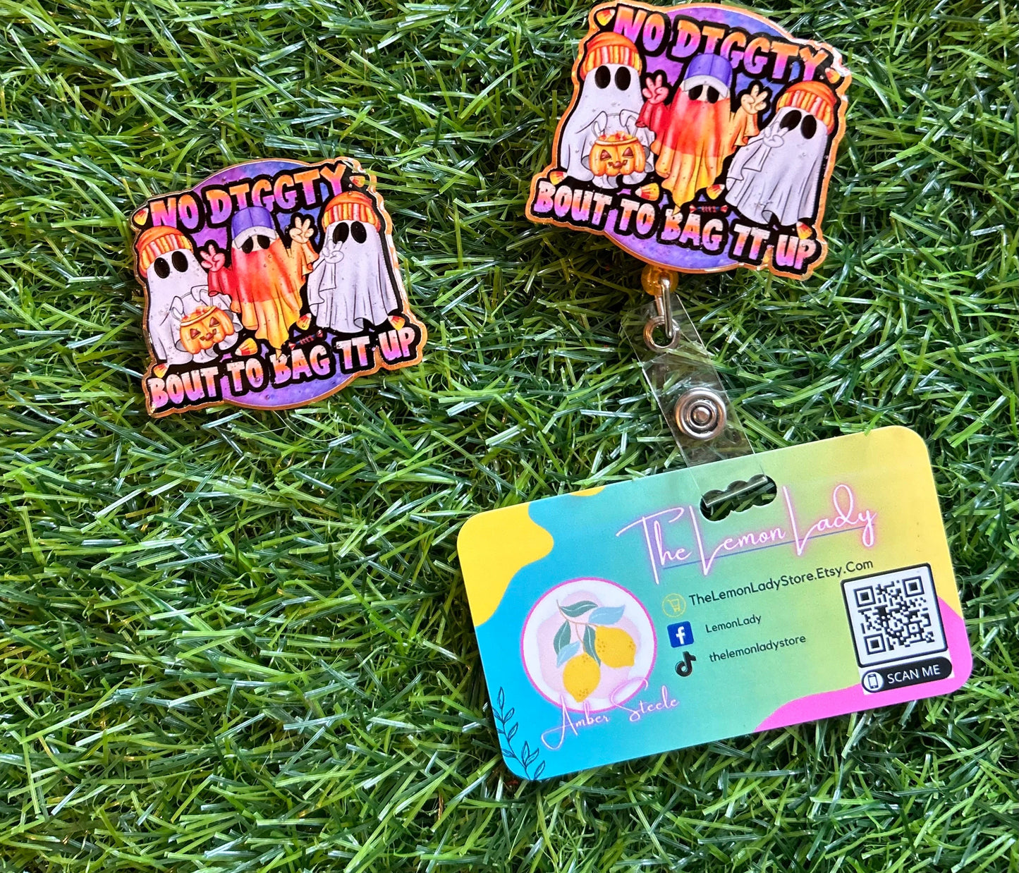 Funny Halloween Badge Reel – No Diggity Bout to Bag It Up | Ghost ID Clip | Nurse Badge Holder | Cute Spooky Fall Work Accessory
